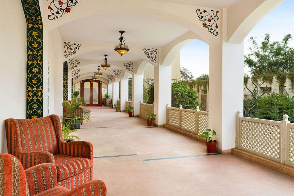 Отель Ramada By Wyndham Jaipur Jaisinghpura Удобства фото