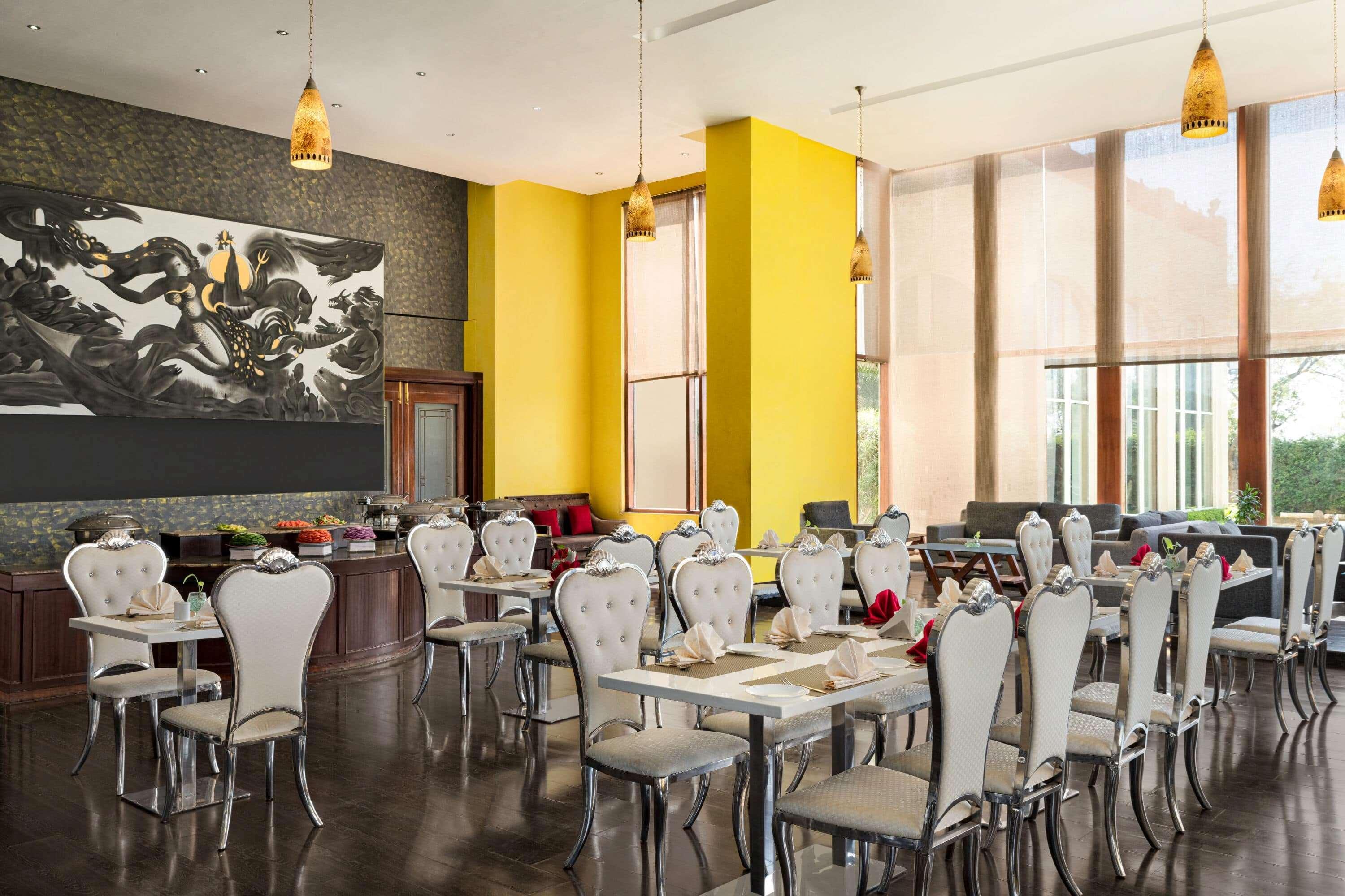 Отель Ramada By Wyndham Jaipur Jaisinghpura Экстерьер фото