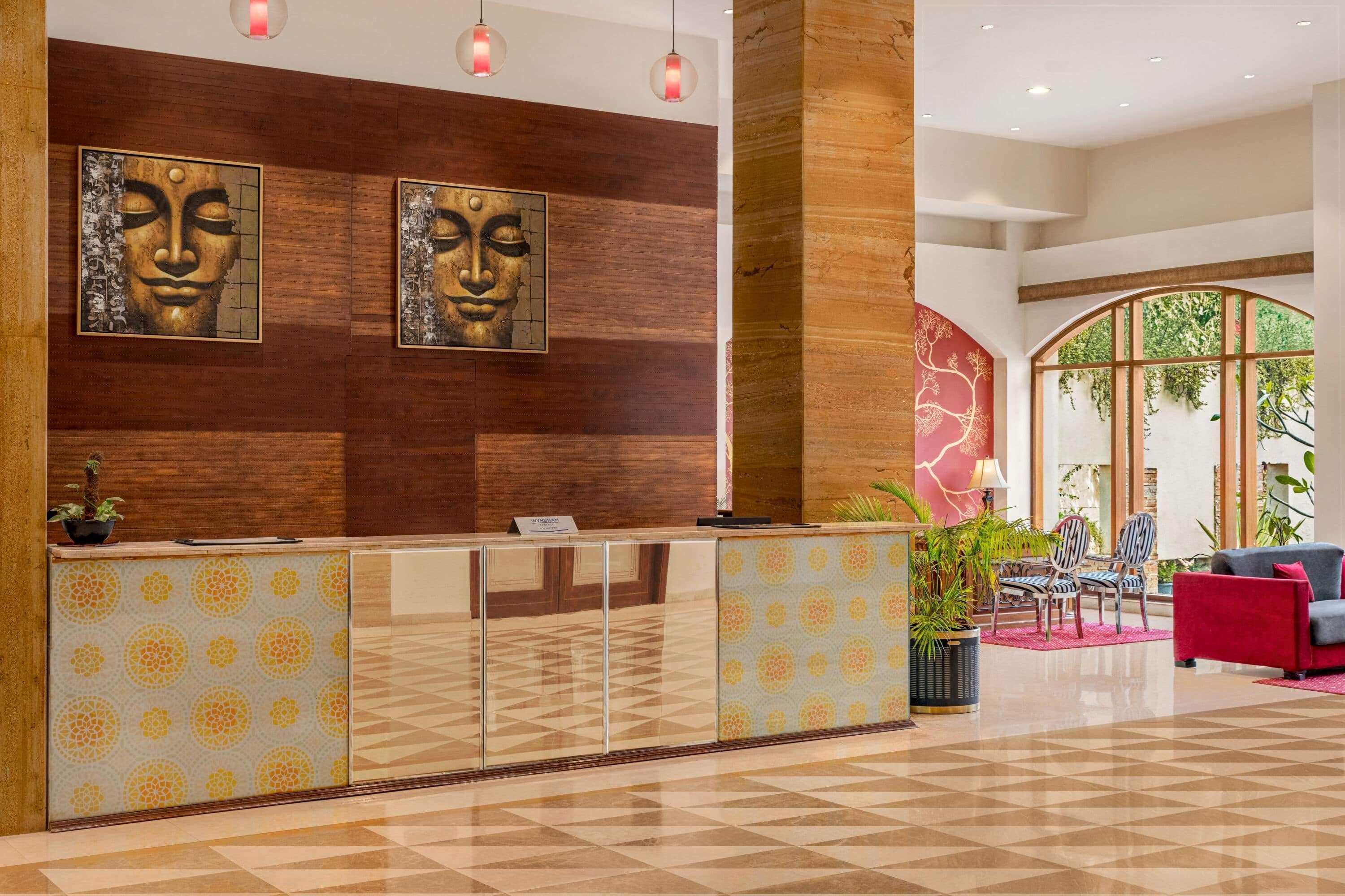 Отель Ramada By Wyndham Jaipur Jaisinghpura Экстерьер фото